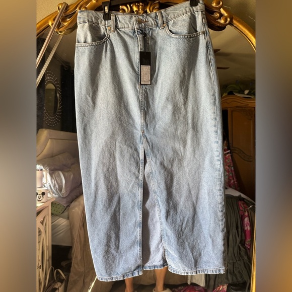 Gianni Bini Light Blue  long Denim Skirt - Picture 1 of 6